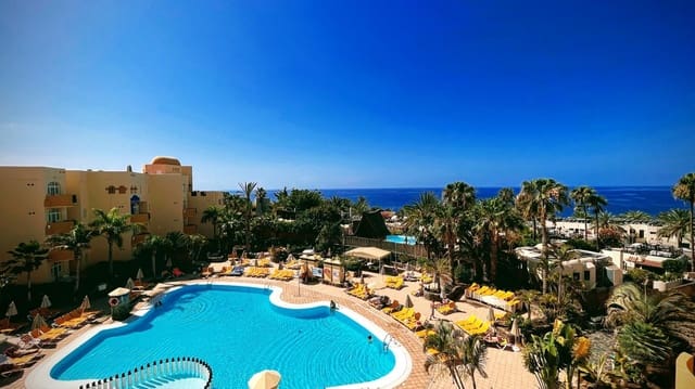 2 Zimmer Apartment zu verkaufen in San Bartolomé de Tirajana mit Pool Garage - 315.000 € (Ref: 7521535)