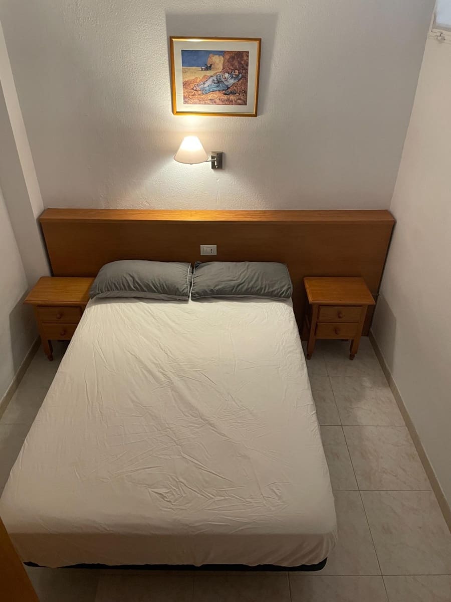 Apartamento de 2 habitaciones en Playa del Inglés en alquiler con piscina - 1.000 € (Ref: 7634859)