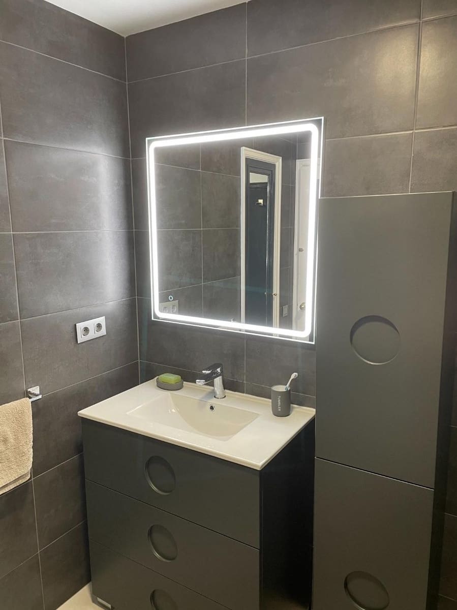 Apartamento de 2 habitaciones en Playa del Inglés en alquiler con piscina - 1.000 € (Ref: 7634859)