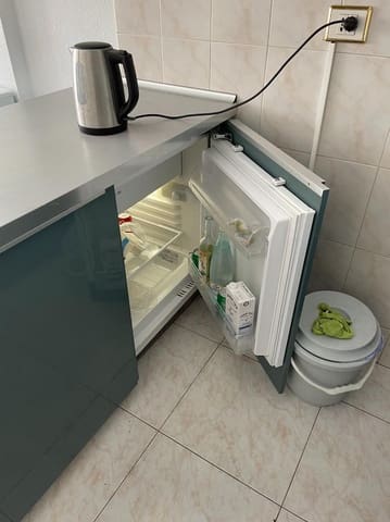 Apartamento de 2 habitaciones en Playa del Inglés, San Bartolomé de Tirajana en alquiler con piscina - 1.000 € (Ref: 7634859)