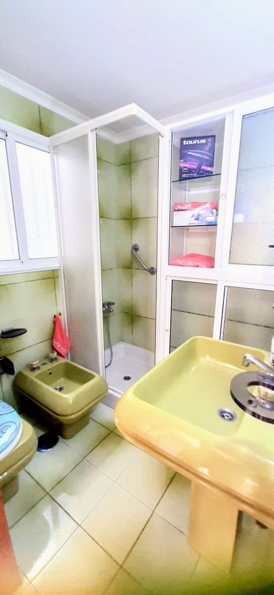 2 sypialnia Penthouse do wynajęcia w Las Palmas de Gran Canaria - 1 200 € (Ref: 7840790)