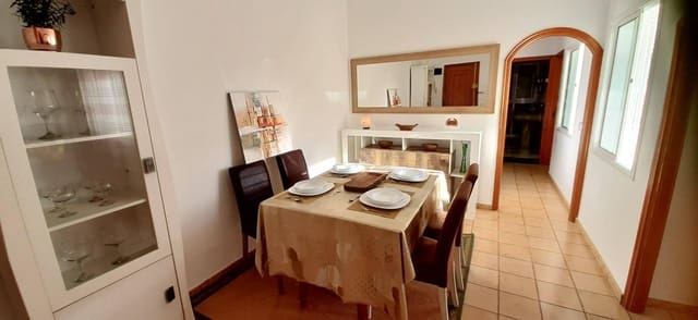 2 sovrum Takvåning att hyra i Las Palmas de Gran Canaria - 1 200 € (Ref: 7840790)