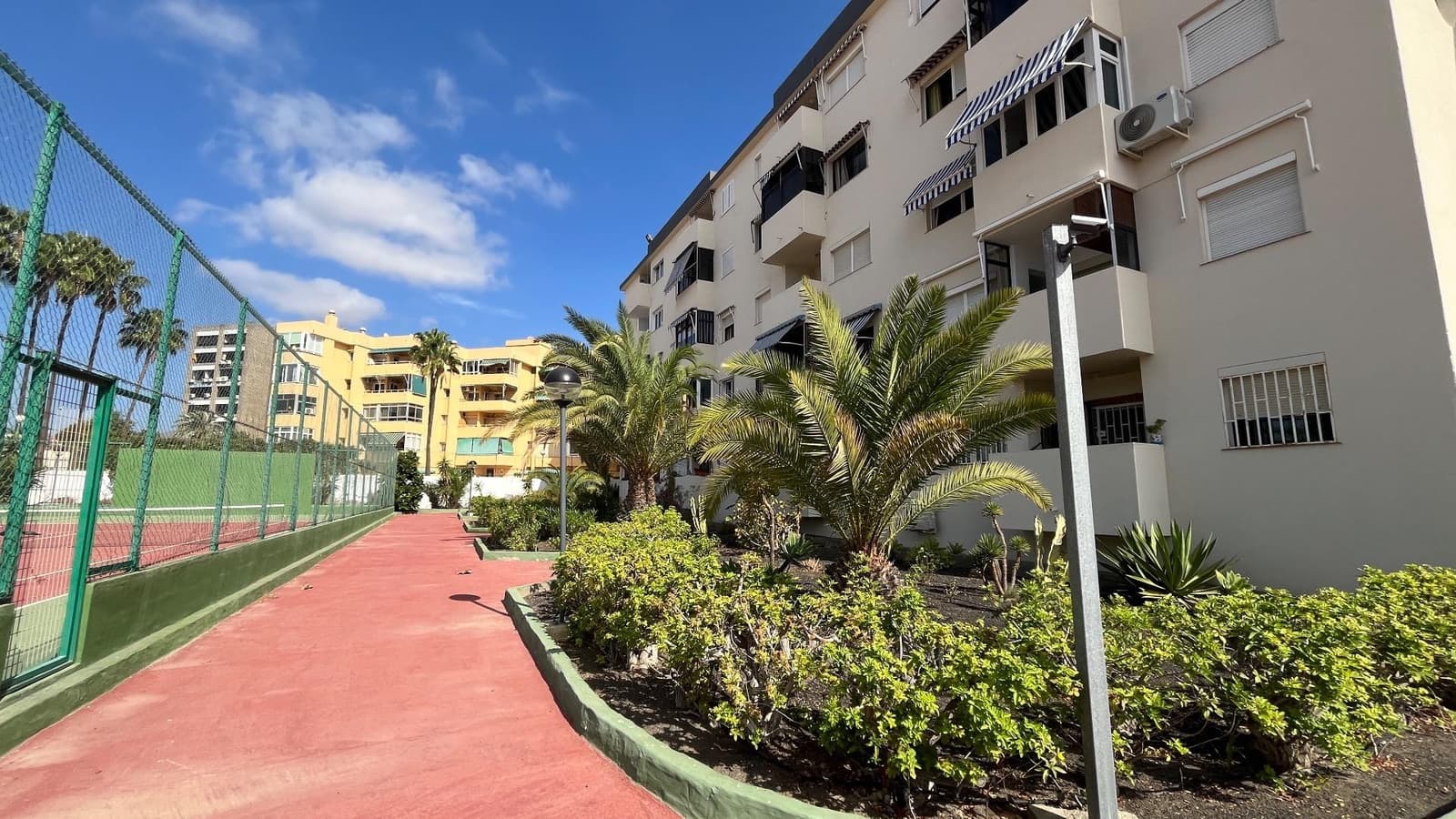2 makuuhuone Asunto vuokrattavana paikassa Playa del Ingles mukana uima-altaan 
autotalli - 1 800 € (Ref: 7942544)