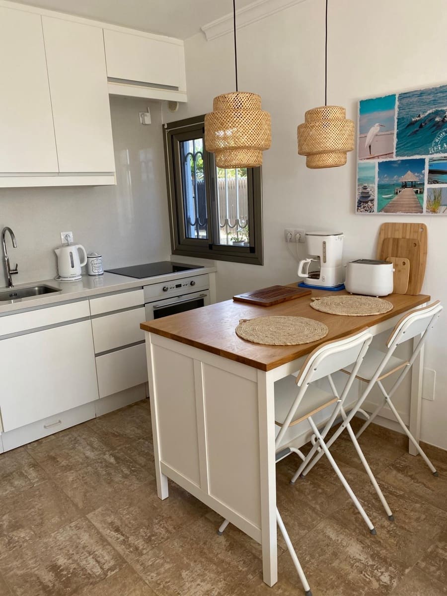 1 soverom Leilighet til leie i San Agustin med svømmebasseng - € 850 (Ref: 8158618)