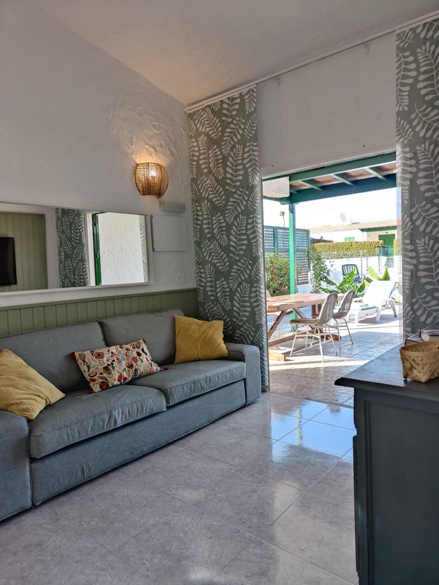 2 soverom Bungalow til salgs i Playa del Ingles med svømmebasseng garasje - € 499 000 (Ref: 8308864)