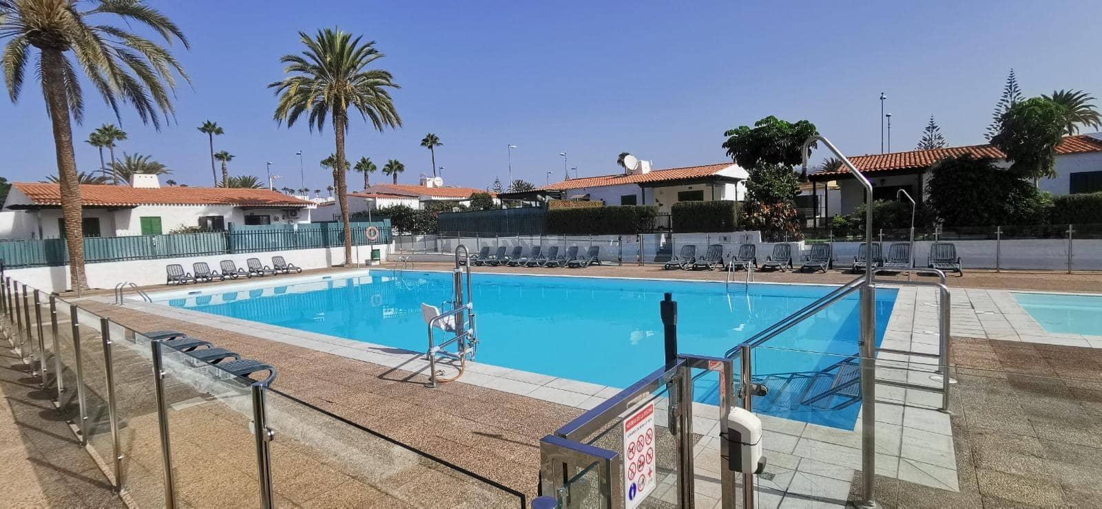 2 soverom Bungalow til salgs i Playa del Ingles med svømmebasseng garasje - € 499 000 (Ref: 8308864)