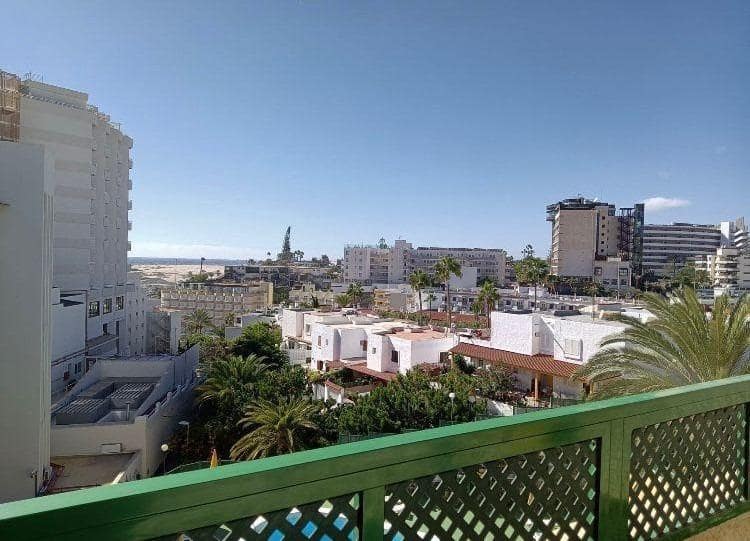 1 slaapkamer Appartement te huur in Playa del Ingles met zwembad - € 950 (Ref: 8348385)