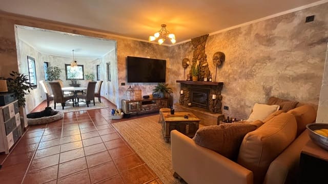 2 bedroom Finca/Country House for sale in Ingenio with pool - € 669,000 (Ref: 8625067)