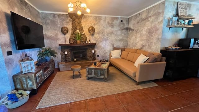 2 bedroom Finca/Country House for sale in Ingenio with pool - € 669,000 (Ref: 8625067)