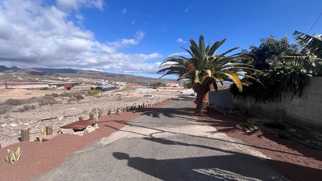 6 soverom Villa til salgs i El Salobre, San Bartolomé de Tirajana med svømmebasseng garasje - € 849 900 (Ref: 8881742)
