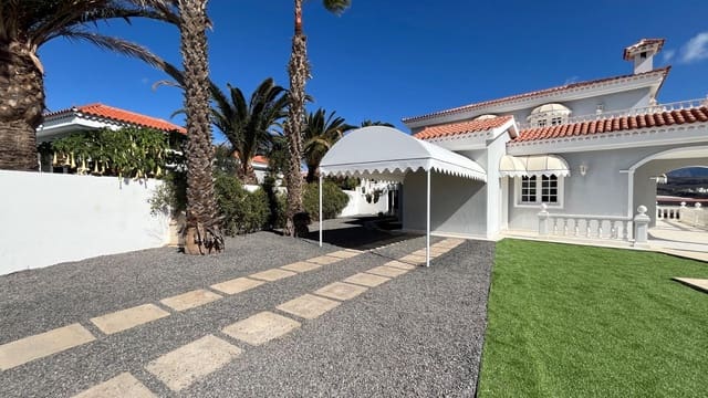 6 soverom Villa til salgs i El Salobre, San Bartolomé de Tirajana med svømmebasseng garasje - € 849 900 (Ref: 8881742)