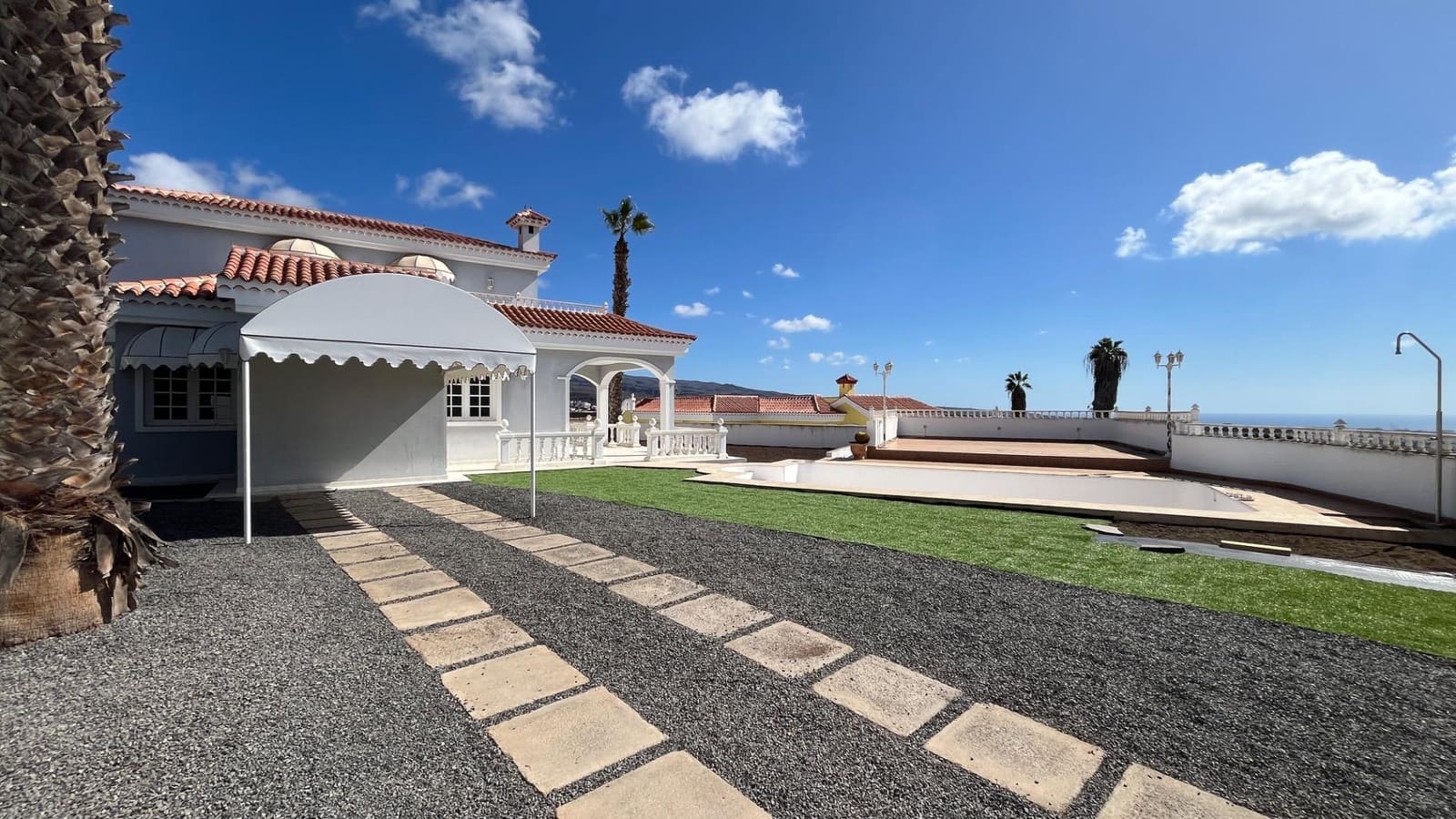 6 soveværelse Villa til salg i El Salobre med swimmingpool garage - € 849.900 (Ref: 8881742)
