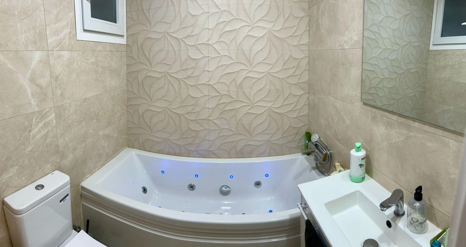 4 slaapkamer Rijtjeshuis te koop in Maspalomas met zwembad - € 699.000 (Ref: 8900038)