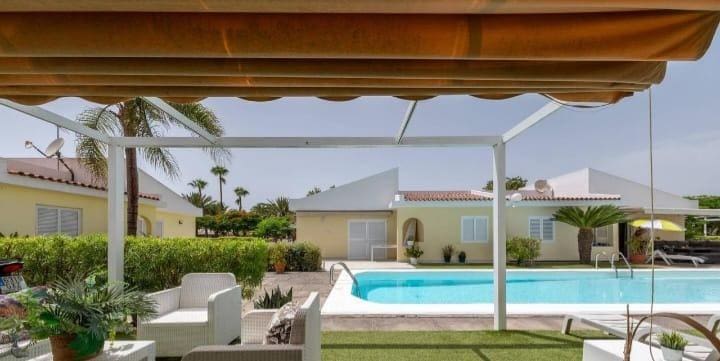 2 soveværelse Bungalow til salg i Campo Internacional med swimmingpool - € 450.000 (Ref: 8913162)