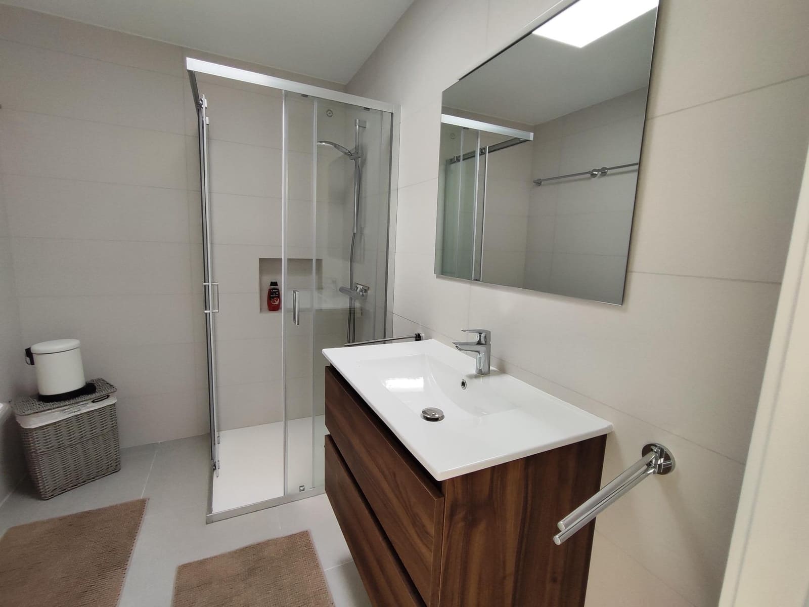 2 makuuhuone Bungalow vuokrattavana paikassa Playa del Aguila mukana uima-altaan - 1 800 € (Ref: 8941241)