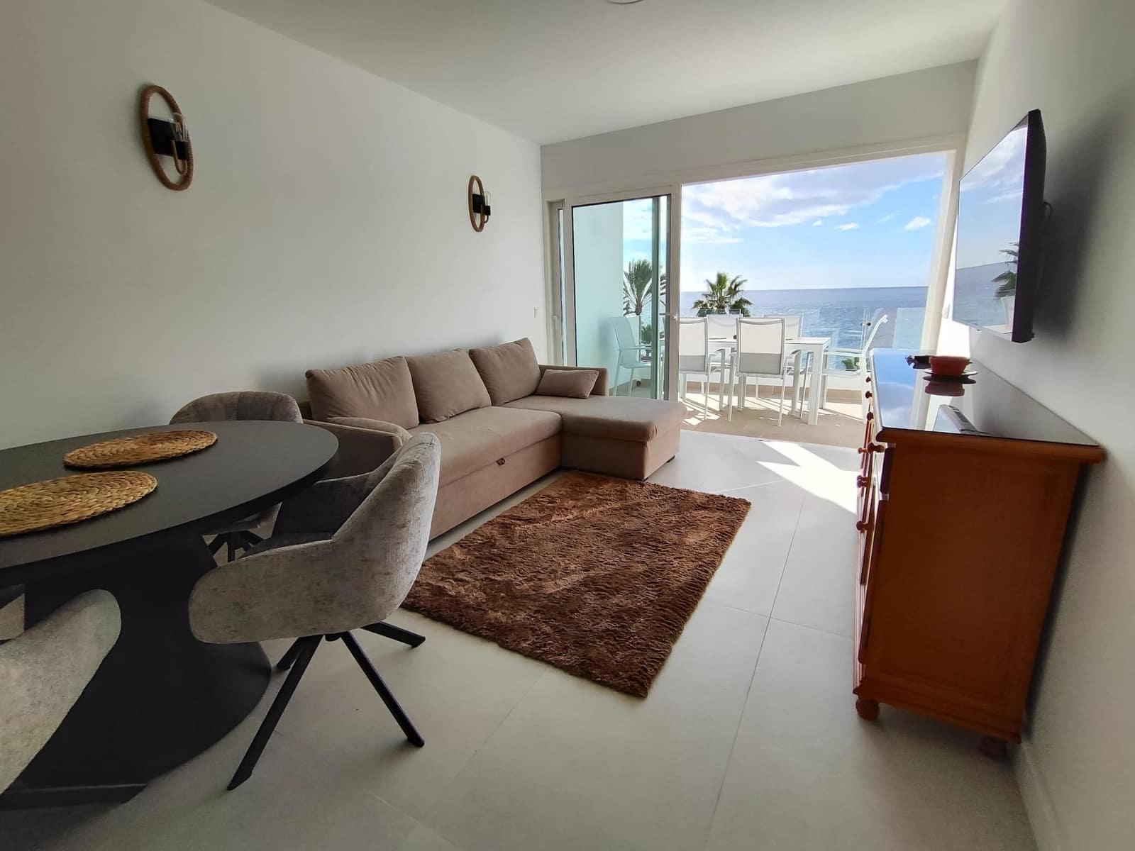 2 makuuhuone Bungalow vuokrattavana paikassa Playa del Aguila mukana uima-altaan - 1 800 € (Ref: 8941241)