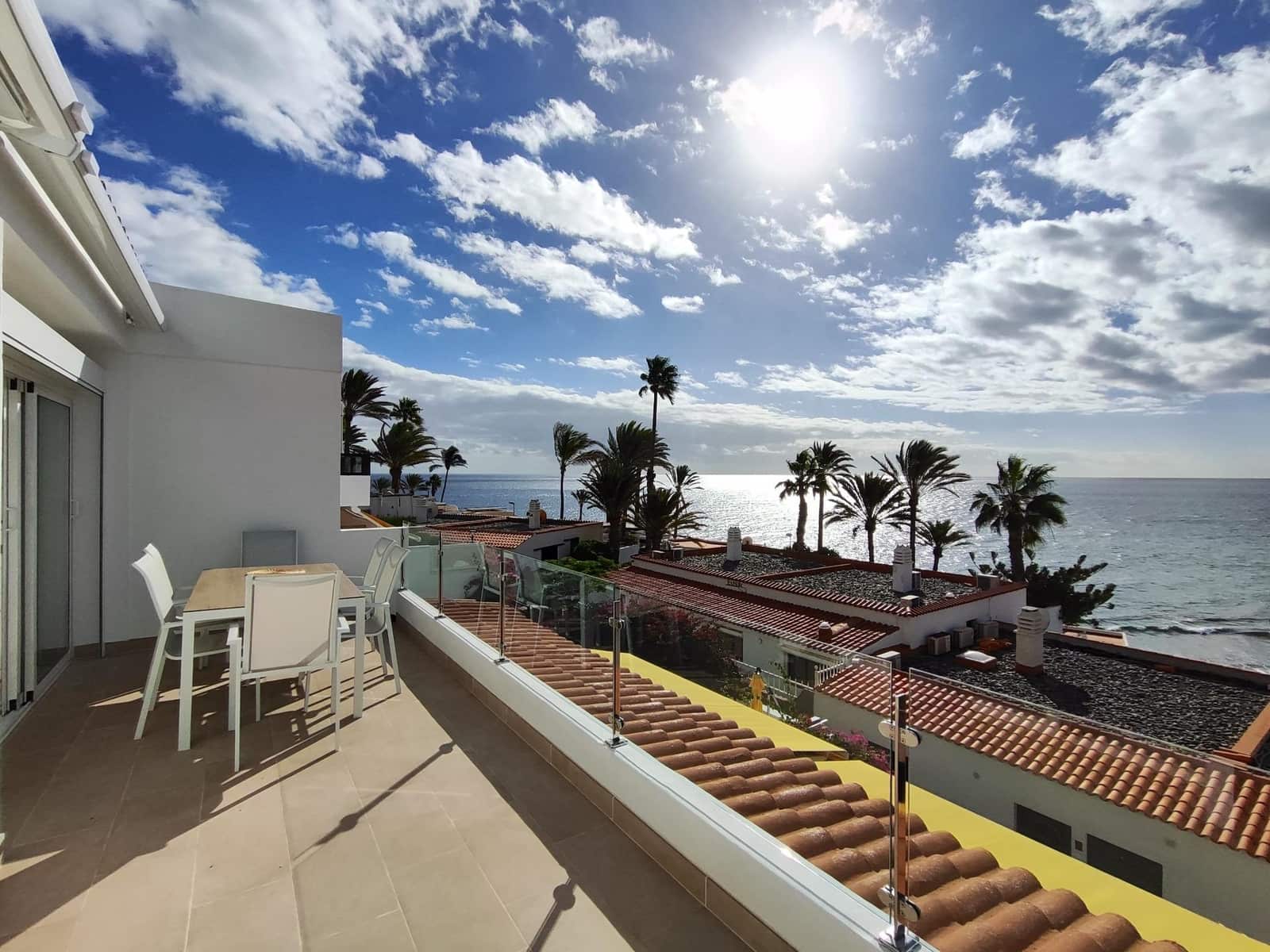 2 makuuhuone Bungalow vuokrattavana paikassa Playa del Aguila mukana uima-altaan - 1 800 € (Ref: 8941241)