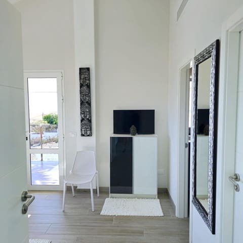 4 soveværelse Villa til salg i San Bartolomé de Tirajana med swimmingpool garage - € 1.475.000 (Ref: 8985820)