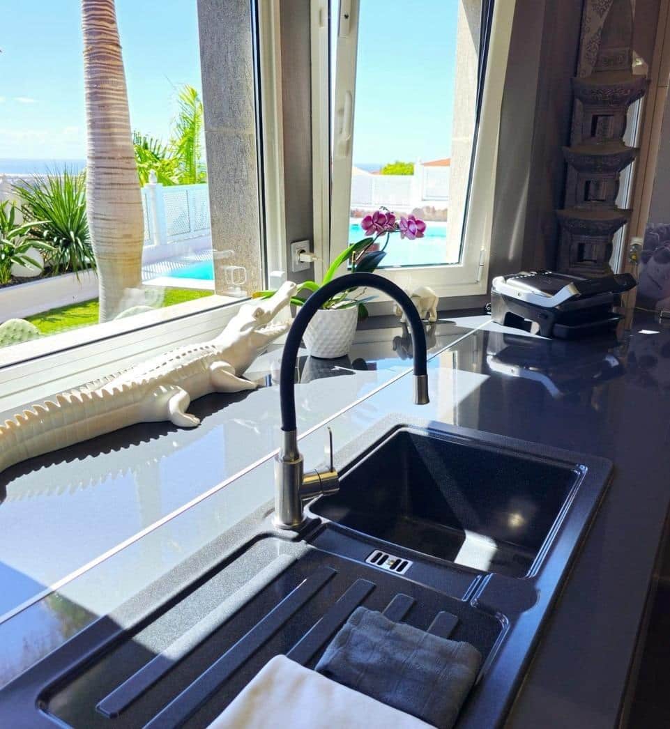 4 soveværelse Villa til salg i San Bartolome de Tirajana med swimmingpool garage - € 1.475.000 (Ref: 8985820)