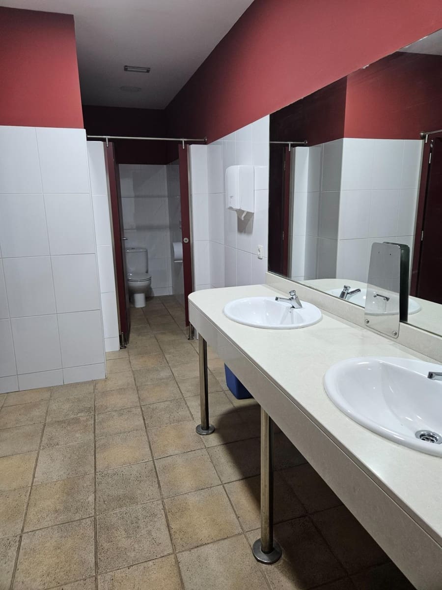 5 soveværelse Erhverv til salg i Santa Lucia de Tirajana med garage - € 390.000 (Ref: 9255164)