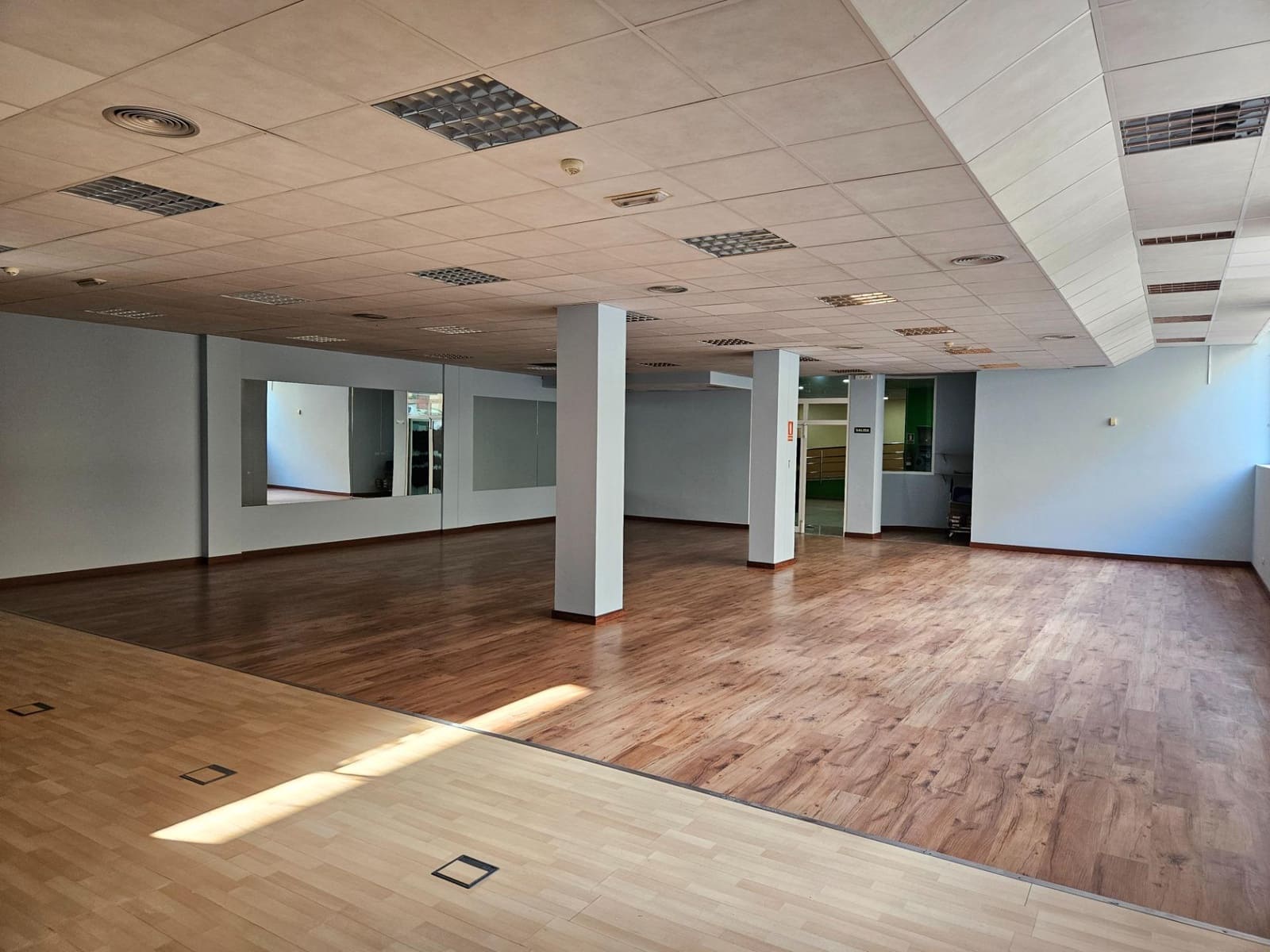 5 soveværelse Erhverv til salg i Santa Lucia de Tirajana med garage - € 390.000 (Ref: 9255164)