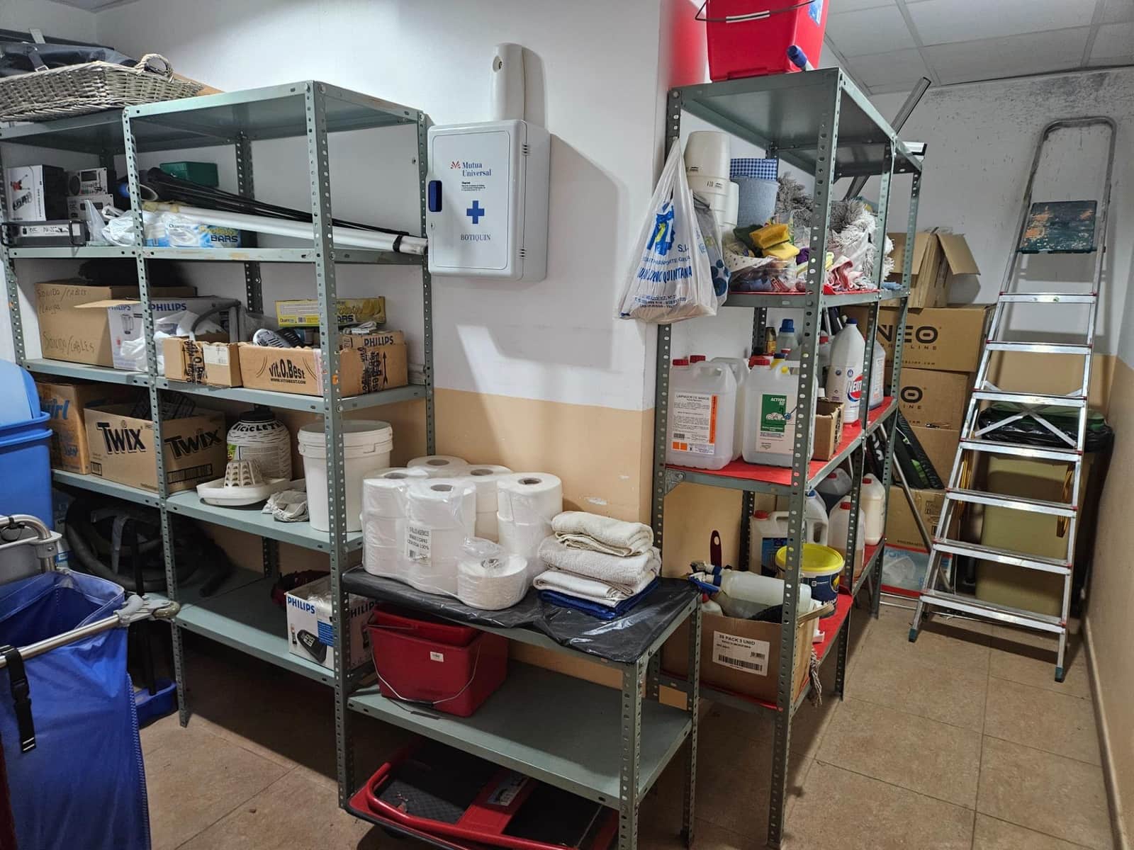 5 soveværelse Erhverv til salg i Santa Lucia de Tirajana med garage - € 390.000 (Ref: 9255164)