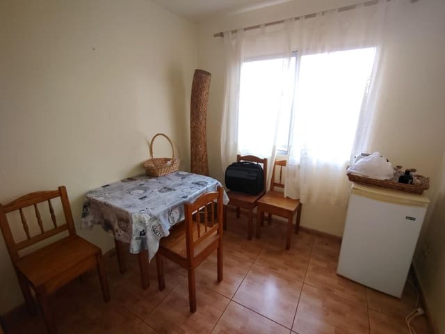 4 bedroom Cave House for sale in Vega de San Mateo - € 112,000 (Ref: 9317992)