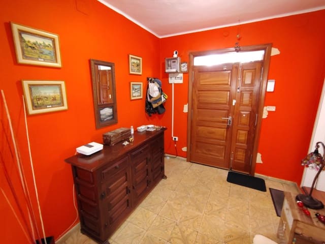 4 bedroom Finca/Country House for sale in Moya - € 235,000 (Ref: 9338459)