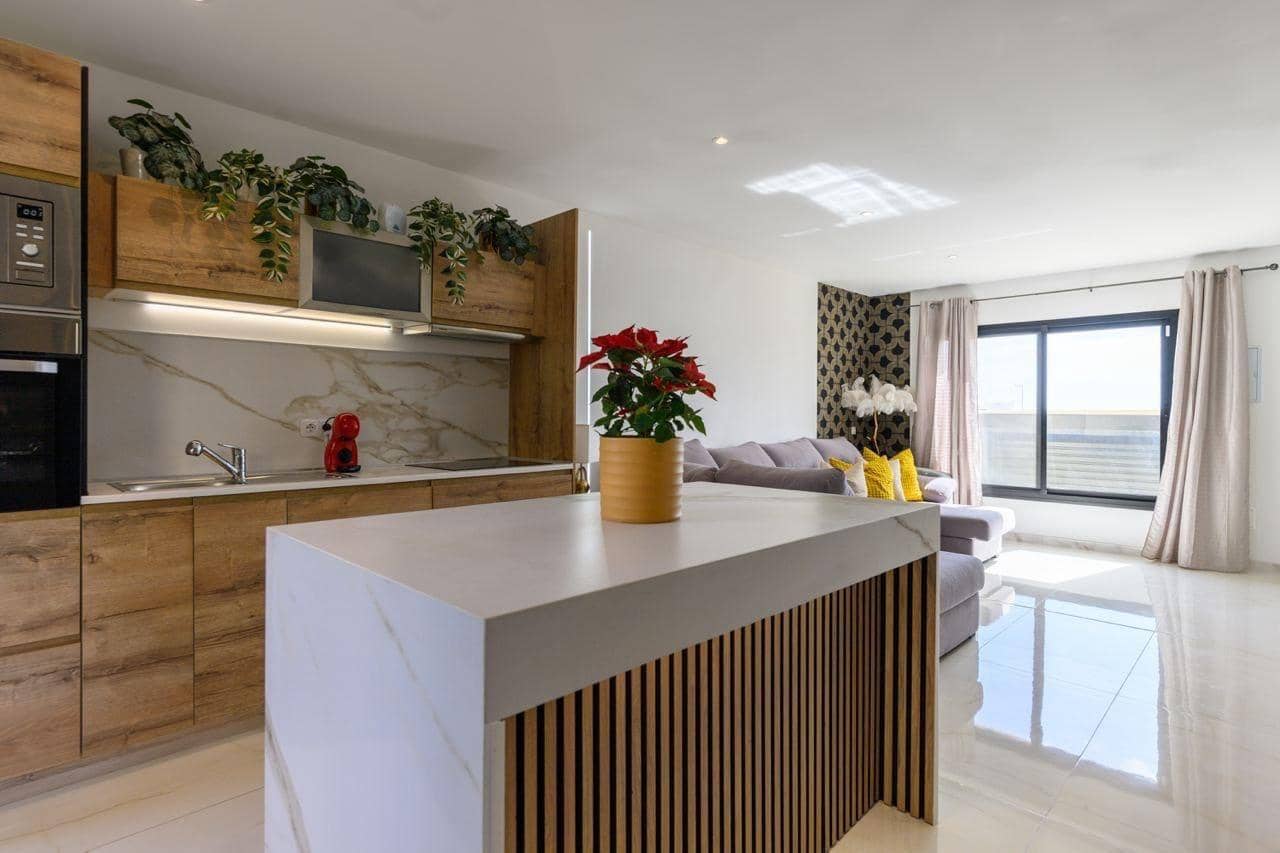 4 slaapkamer Rijtjeshuis te koop in Sonneland - € 535.000 (Ref: 9385478)