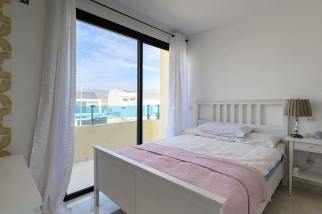 4 slaapkamer Rijtjeshuis te koop in Sonneland, San Bartolomé de Tirajana - € 535.000 (Ref: 9385478)