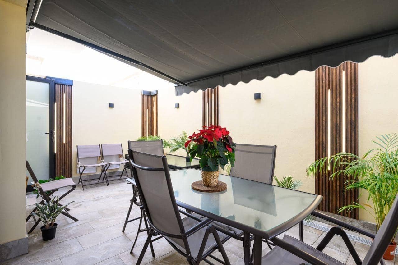 4 slaapkamer Rijtjeshuis te koop in Sonneland - € 535.000 (Ref: 9385478)