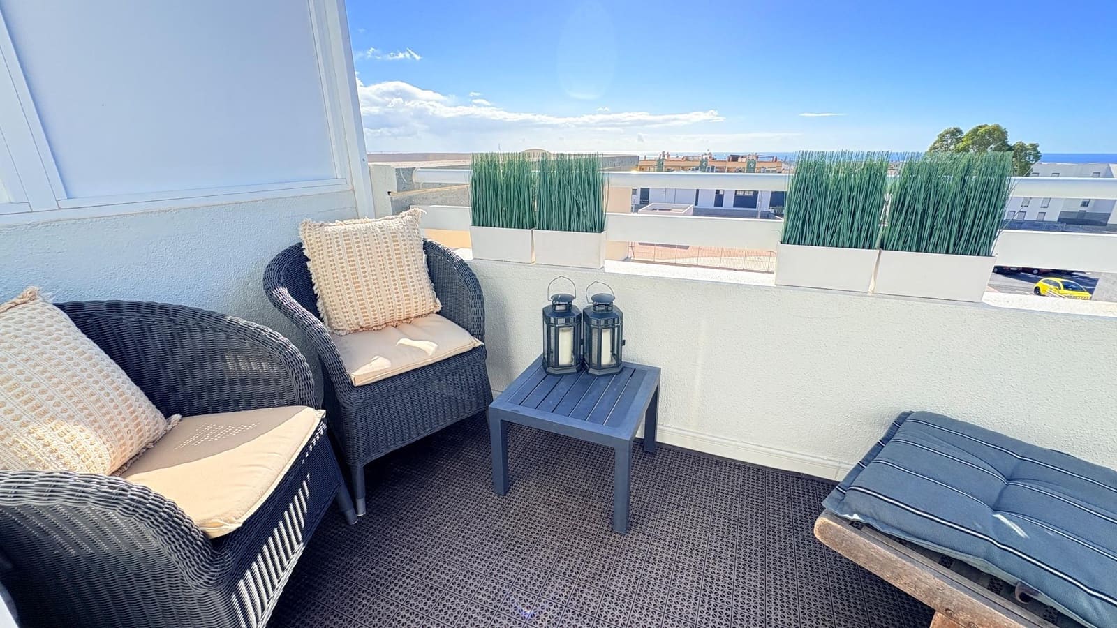 2 bedroom Flat for sale in El Tablero with garage - € 299,900 (Ref: 9401509)