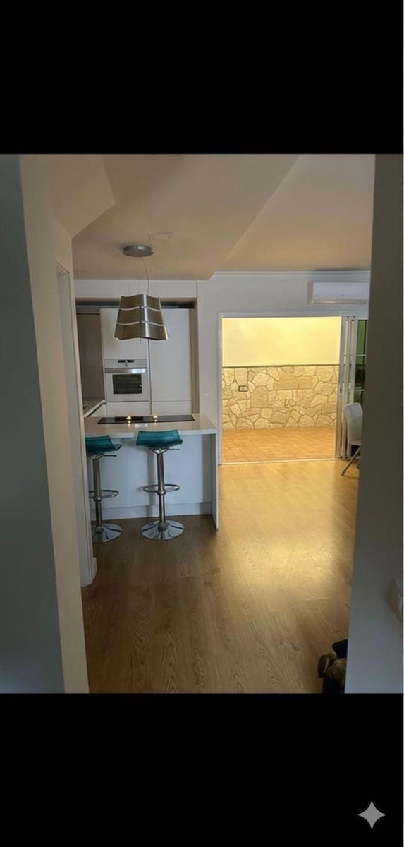 3 bedroom Apartment for sale in San Bartolome de Tirajana - € 395,000 (Ref: 9524487)