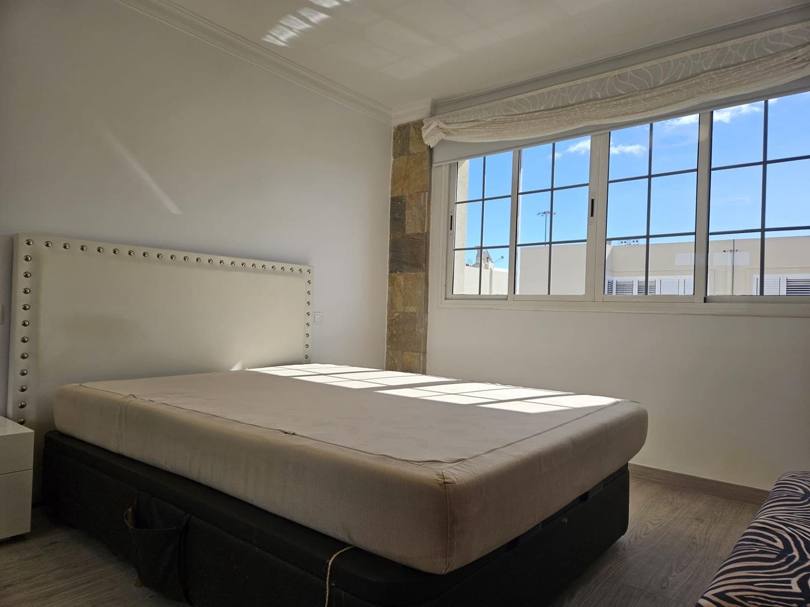 3 bedroom Apartment for sale in San Bartolome de Tirajana - € 395,000 (Ref: 9524487)