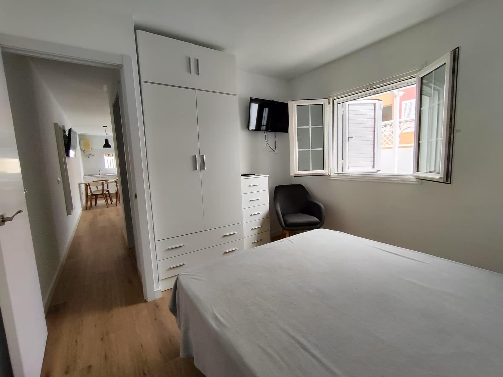 1 sovrum Lägenhet att hyra i San Agustin med pool - 1 100 € (Ref: 9551883)