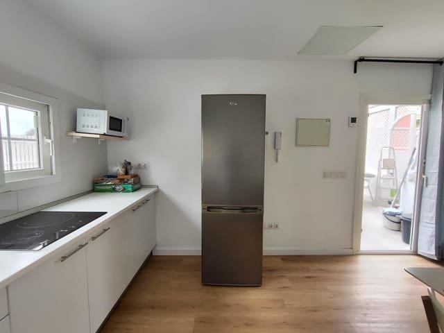 1 sovrum Lägenhet att hyra i San Agustín, San Bartolomé de Tirajana med pool - 1 100 € (Ref: 9551883)