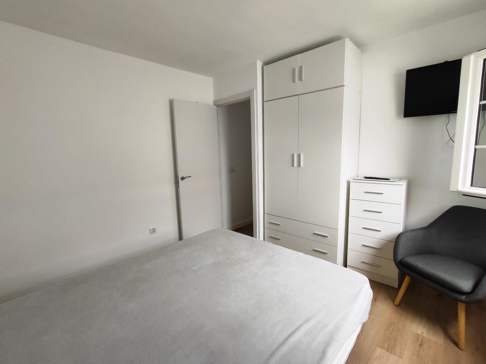 1 sovrum Lägenhet att hyra i San Agustin med pool - 1 100 € (Ref: 9551883)