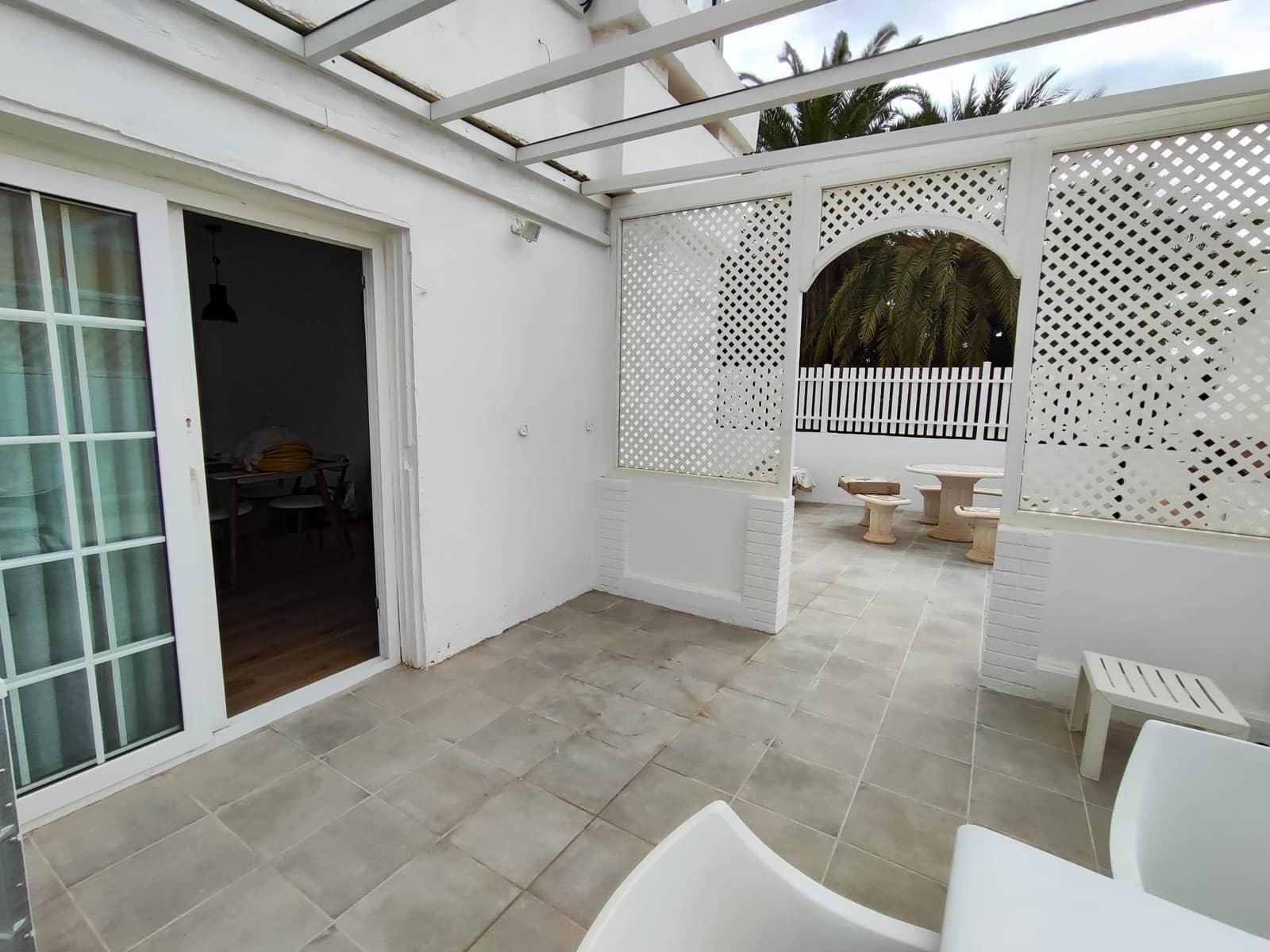 1 sovrum Lägenhet att hyra i San Agustin med pool - 1 100 € (Ref: 9551883)