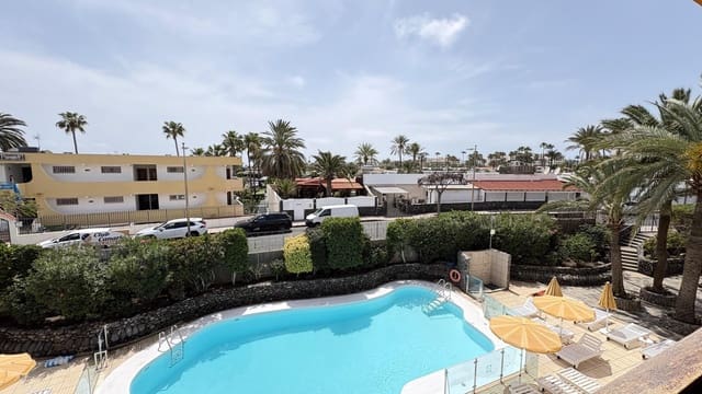 1 makuuhuone Kattohuoneisto myytävänä paikassa Playa del Inglés, San Bartolomé de Tirajana mukana uima-altaan - 315 000 € (Ref: 9773258)