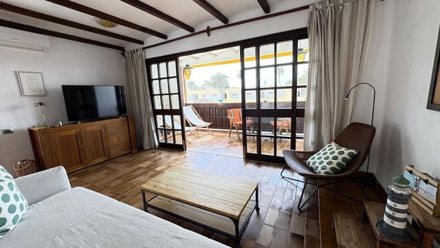 1 makuuhuone Kattohuoneisto myytävänä paikassa Playa del Inglés, San Bartolomé de Tirajana mukana uima-altaan - 315 000 € (Ref: 9773258)