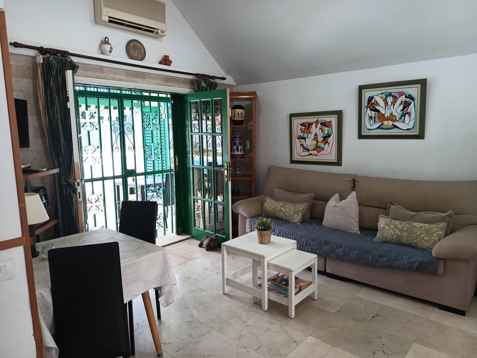 2 bedroom Bungalow for rent in Maspalomas with pool - € 1,500 (Ref: 9791225)