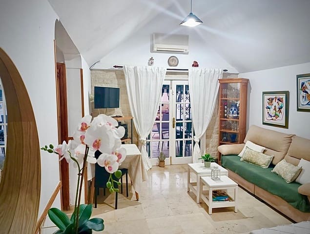 2 slaapkamer Bungalow te huur in Maspalomas, San Bartolomé de Tirajana met zwembad - € 1.500 (Ref: 9791225)