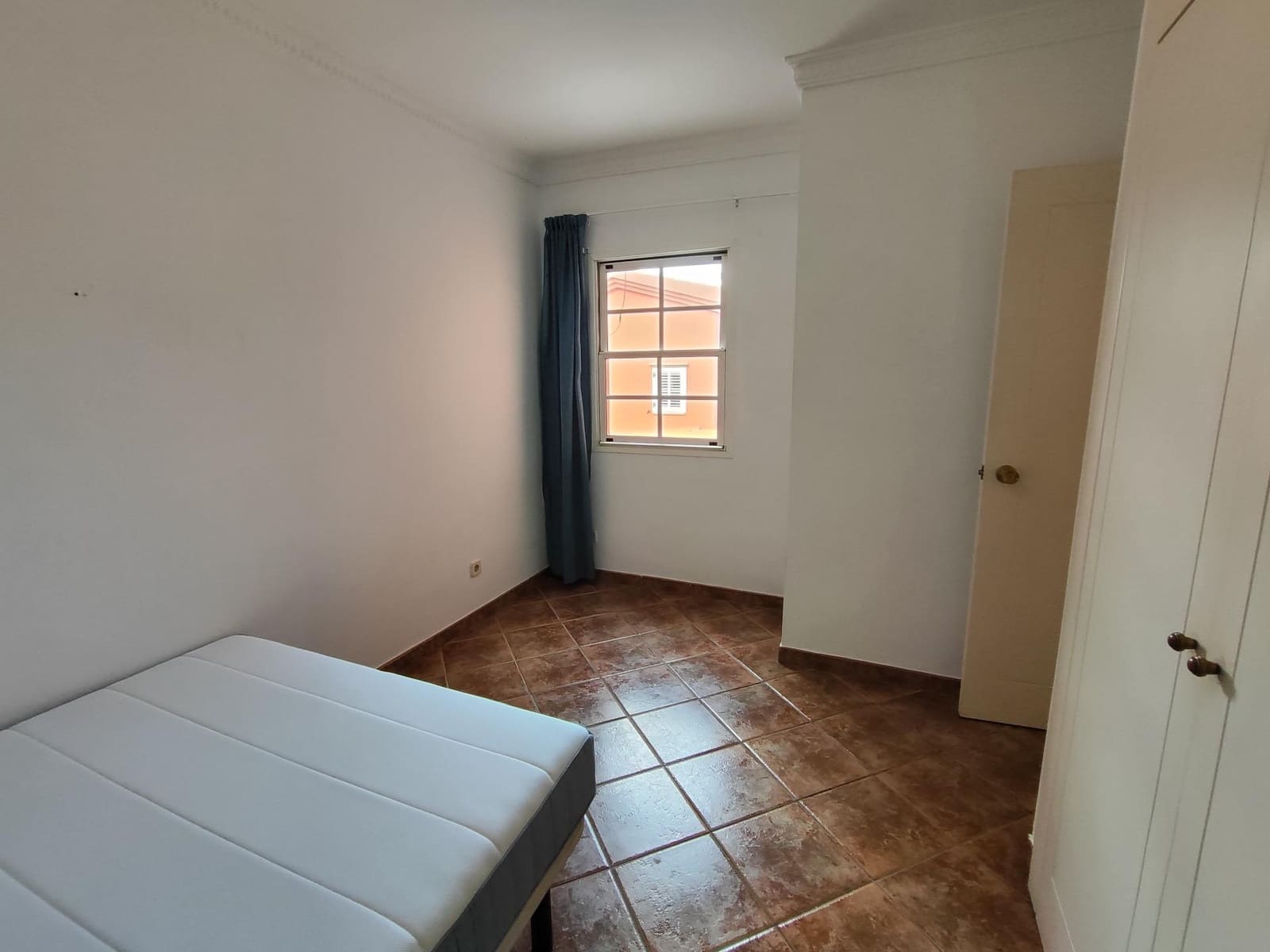 Villa/Maison Mitoyenne de 2 chambres à louer à Sonneland avec piscine - 1 300 € (Ref: 9797258)