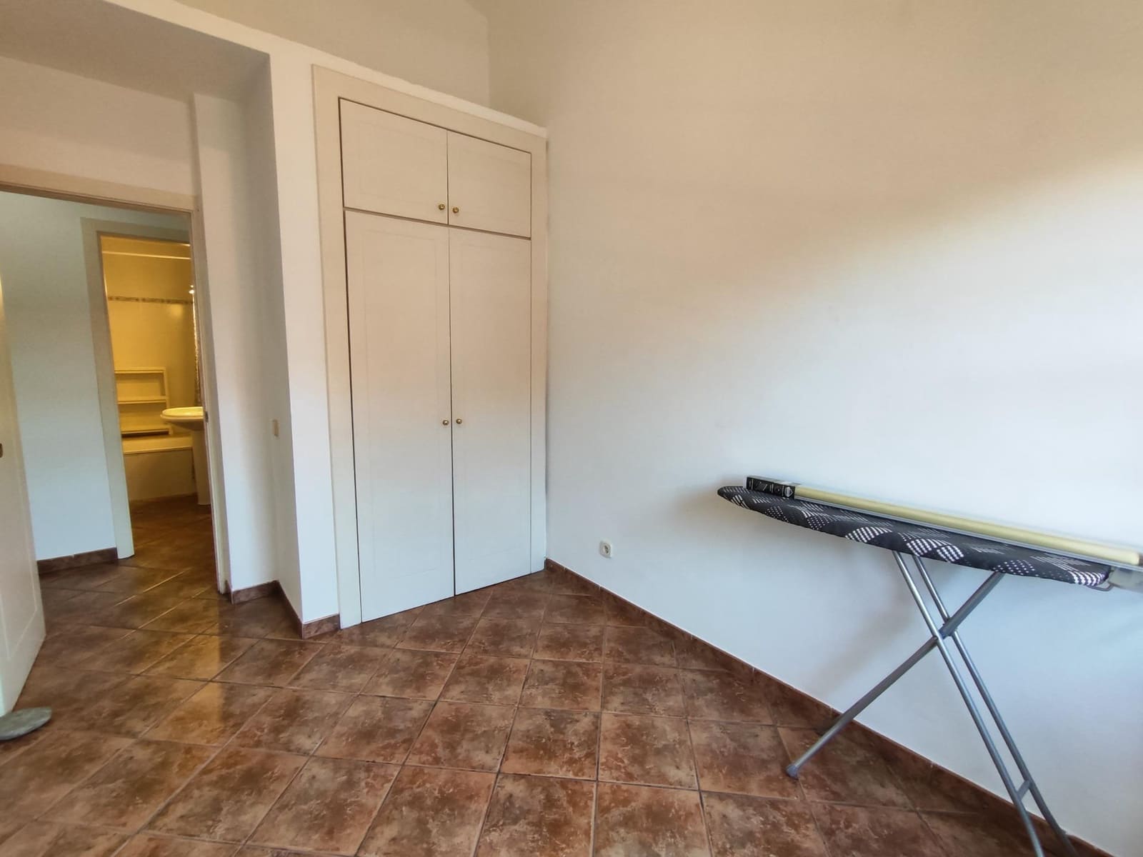 Villa/Maison Mitoyenne de 2 chambres à louer à Sonneland avec piscine - 1 300 € (Ref: 9797258)