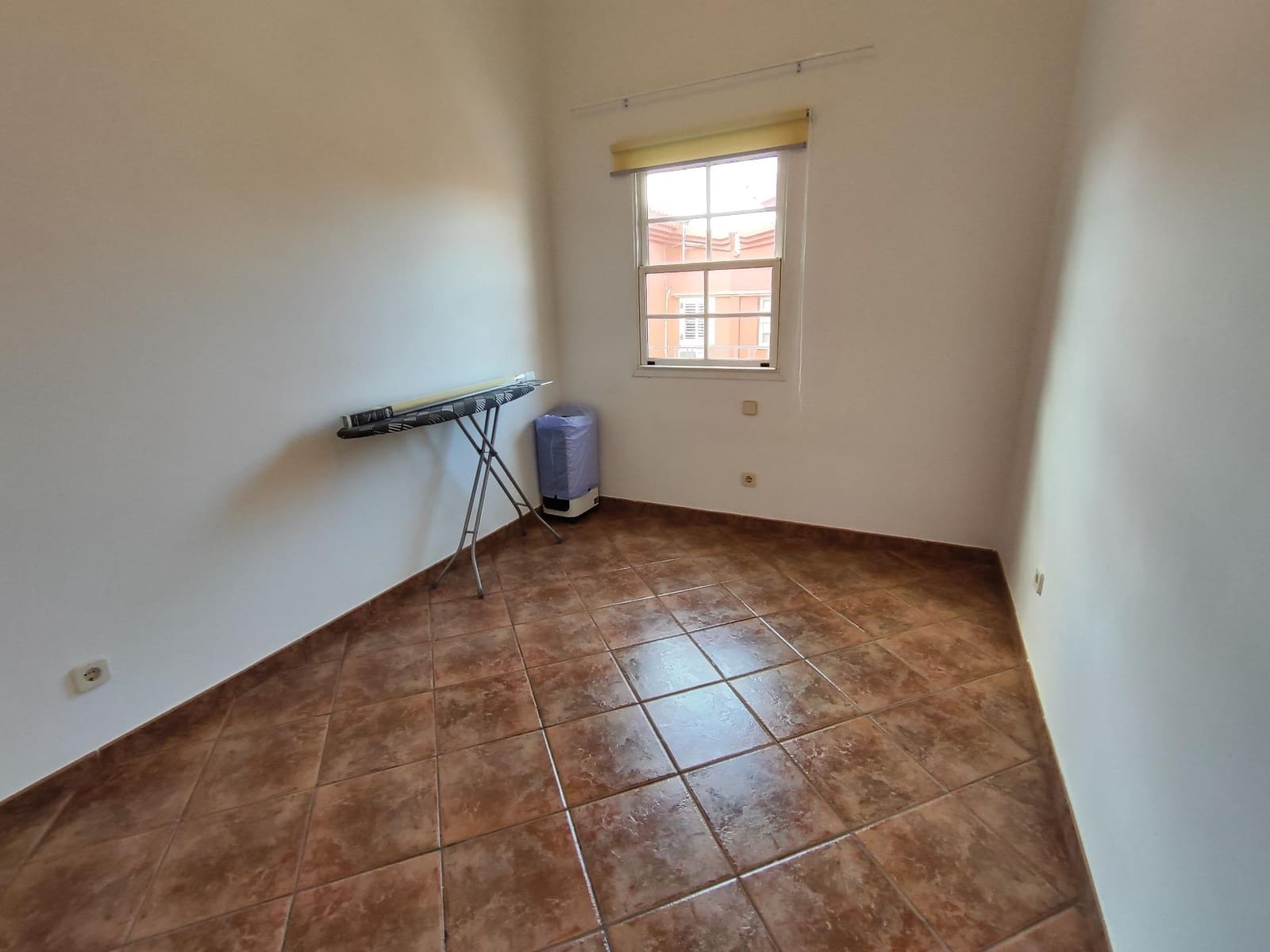 Villa/Maison Mitoyenne de 2 chambres à louer à Sonneland avec piscine - 1 300 € (Ref: 9797258)