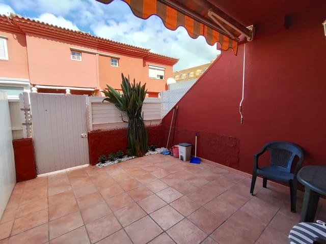 Villa/Maison Mitoyenne de 2 chambres à louer à Sonneland, San Bartolomé de Tirajana avec piscine - 1 300 € (Ref: 9797258)