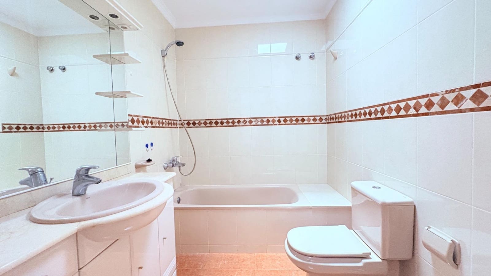3 bedroom Terraced Villa for sale in San Bartolome de Tirajana - € 399,900 (Ref: 9849570)
