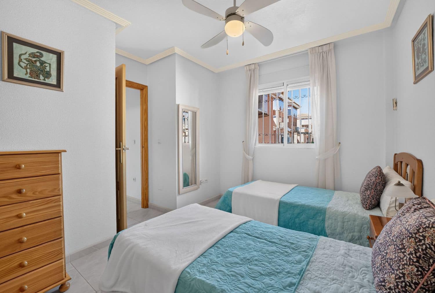 3 chambre Appartement à vendre à Playa Flamenca avec piscine garage - 169 900 € (Ref: 10027691)