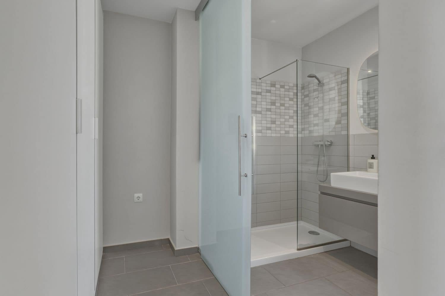 2 soverom Leilighet til salgs i Villamartin med svømmebasseng garasje - € 342 000 (Ref: 10034880)