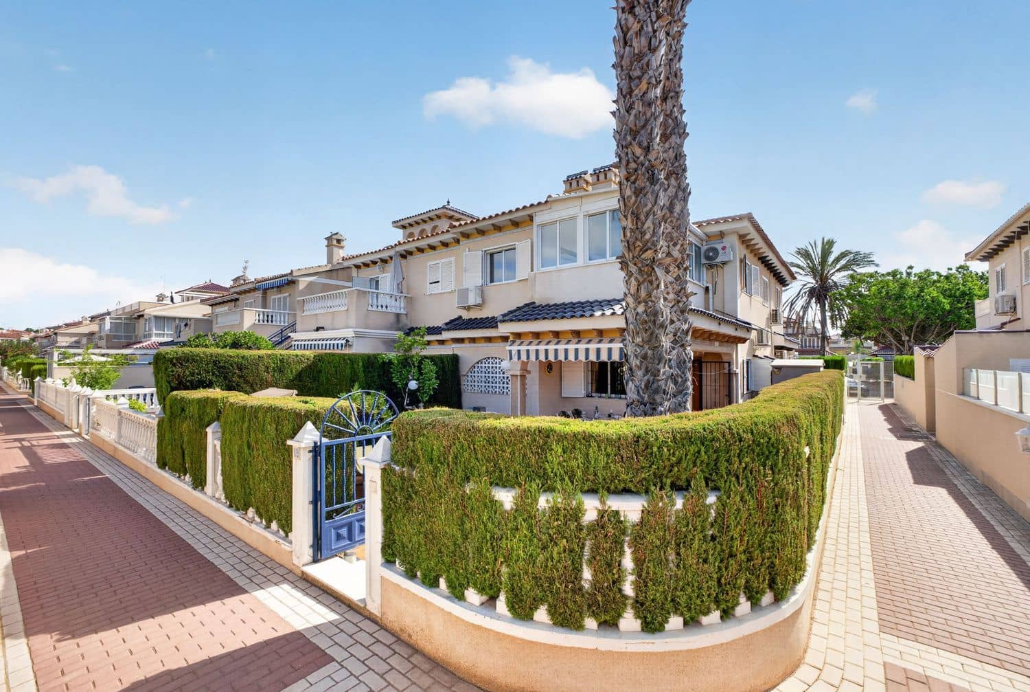 3 bedroom Townhouse for sale in Orihuela Costa with pool garage - € 279,000 (Ref: 10042487)